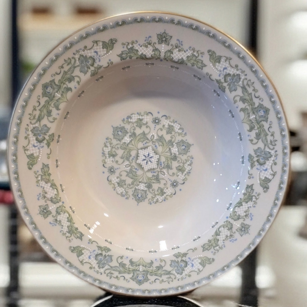 Rare Vintage Alvin French Scroll China Rimmed Soup/Pasta Bowl, 8.5" Diameter